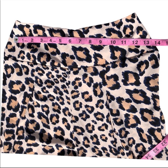 Victoria’s Secret cheetah print pants - Picture 9 of 11